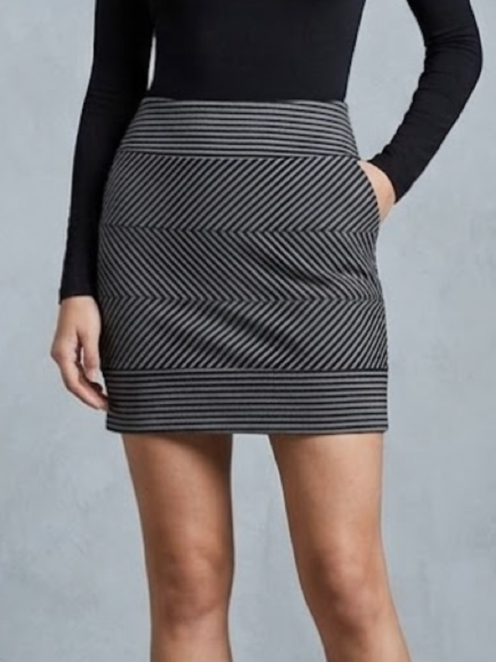 Gray Nollie bodycon Skirt with back zipper